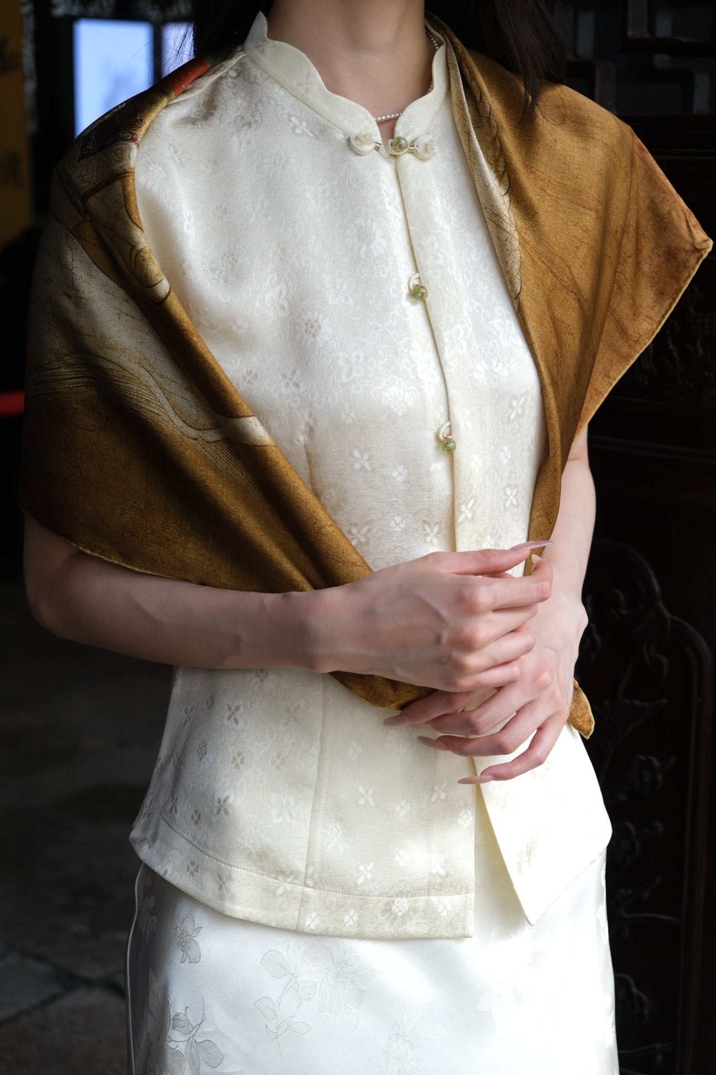 Luxury silk accessory with traditional Chinese design